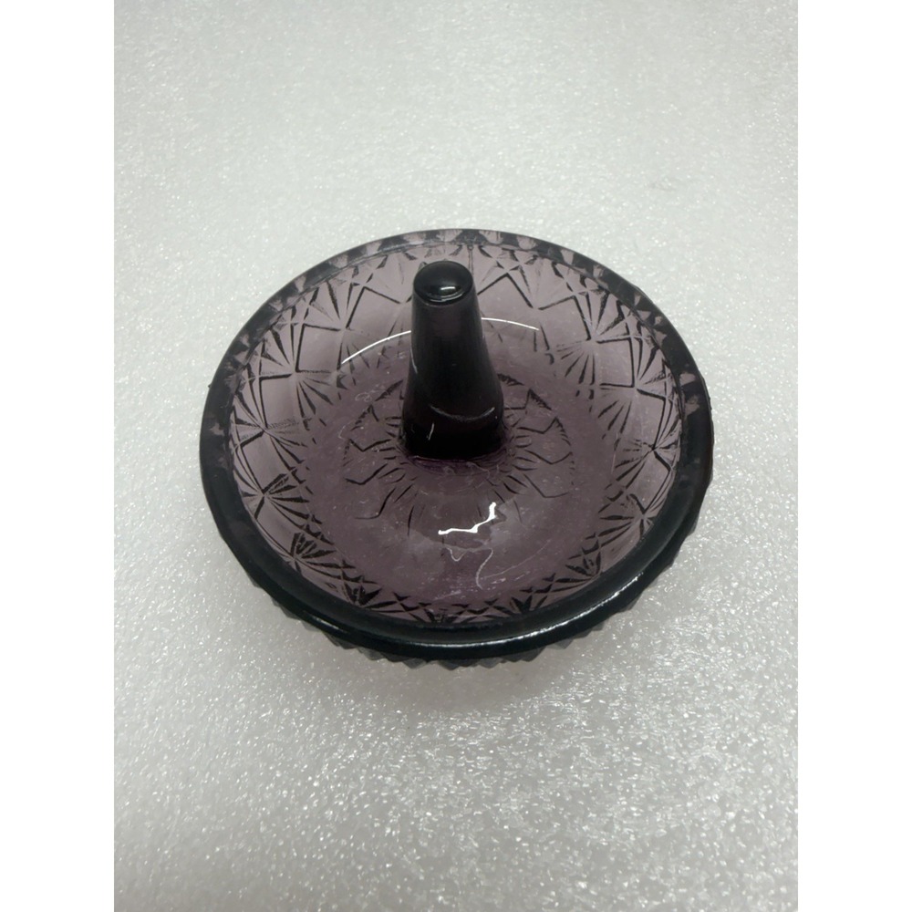 Vintage FENTON Amethyst Plum Purple Ring Trinket Holder Art Glass EUC